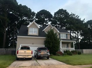 1321 Pheasant Cir, Suffolk, VA 23434