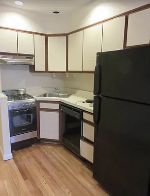 Rented by Space Real Estate | media 22