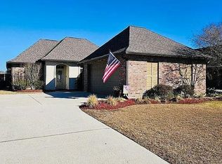 135 Lake Maclaine Ave, Thibodaux, LA 70301