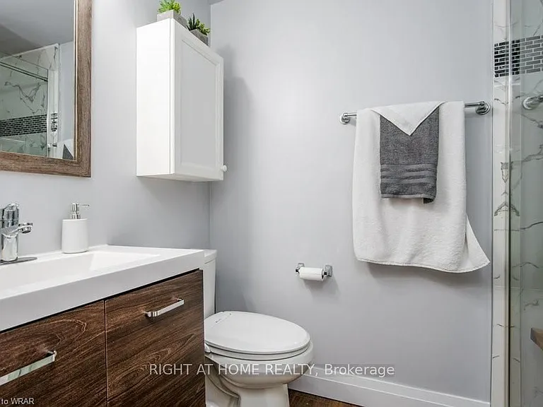 554 Halberstadt Cir — Photo 26