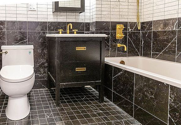 4th image of 564 Saint Johns Pl #72TWO