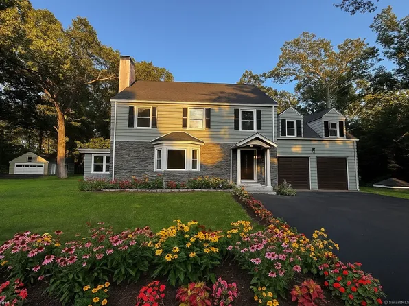 2125 Shepard Avenue, Hamden, CT 06518