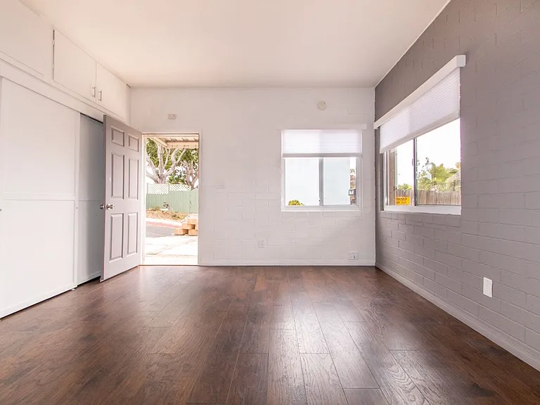 4486 Valeta St — Photo 3