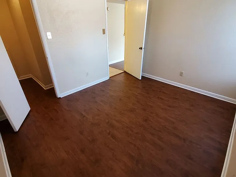 904 University Oaks Blvd #105 — Photo 9