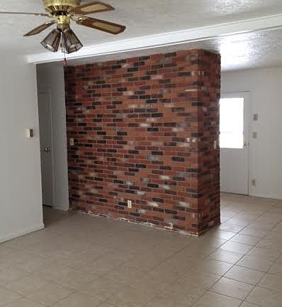 4th image of 3317 N Fuller Dr