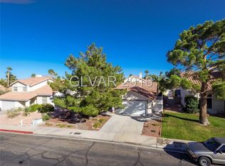 40 Tidwell Ln, Henderson, NV 89074