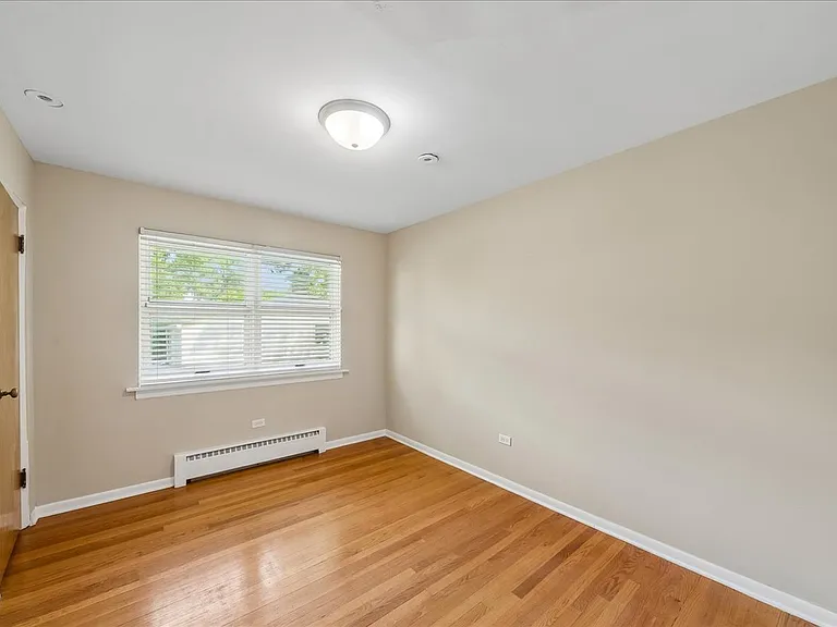 5020 Coyle Ave — Photo 7