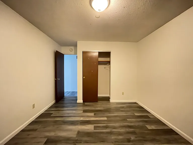 1960 Seven Pines Dr — Photo 32