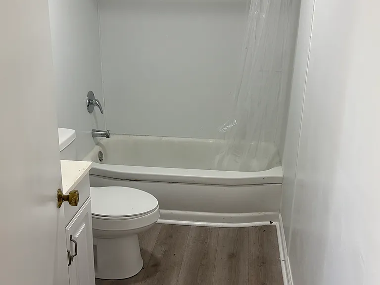 1852 Webb Rd — Photo 5