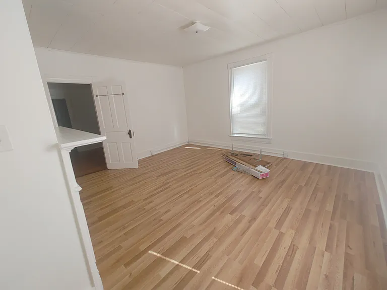 309 Jackson St — Photo 3