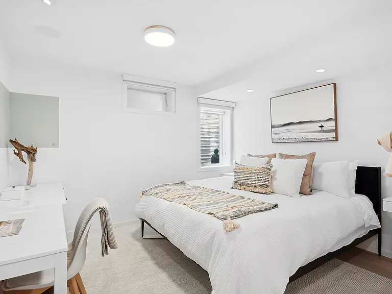 50 Terry Dr — Photo 20