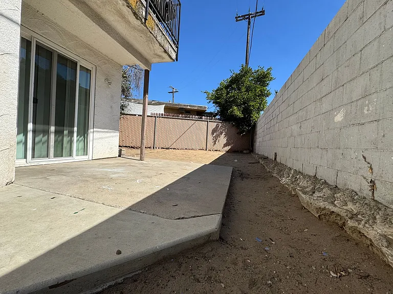 4853 E University Ave #101 — Photo 19