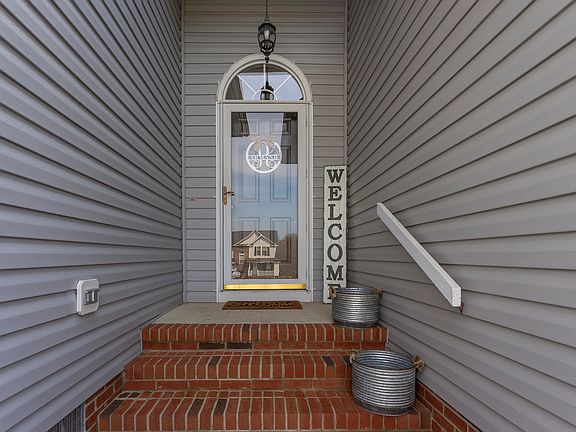 4th image of 524 Fernway Dr