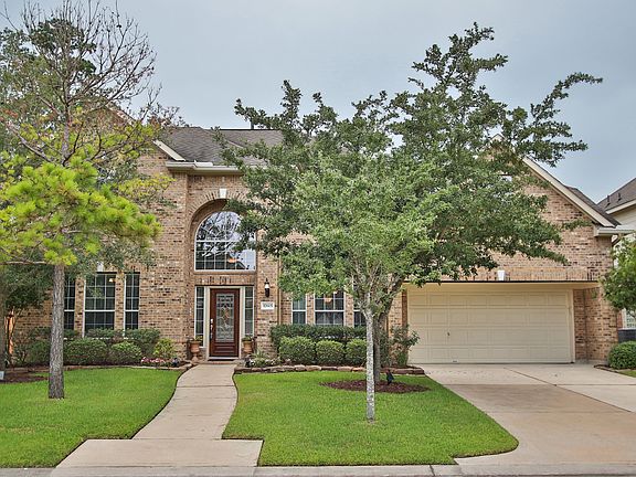 2nd image of 17615 Empress Cove Ln