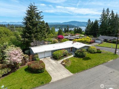 406 166th Avenue NE, Bellevue, WA, 98008