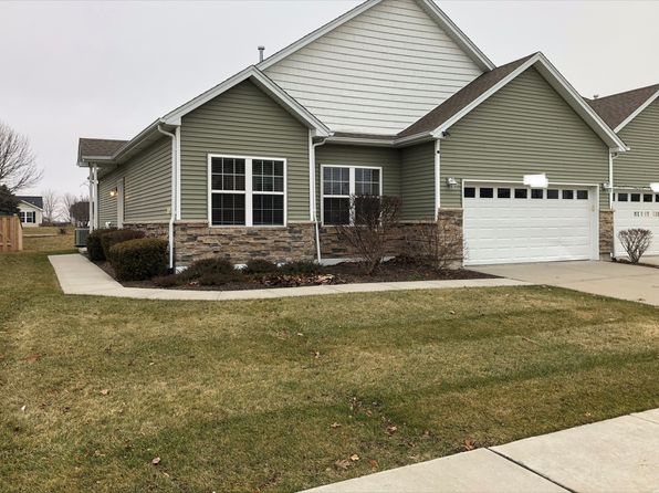 1175 S Farmstone Dr, Coal City, IL 60416