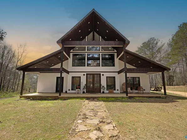 85 Shady Grove Rd, Altoona, AL 35952