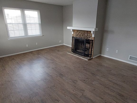 3rd image of 11002 NW Player Dr APT D