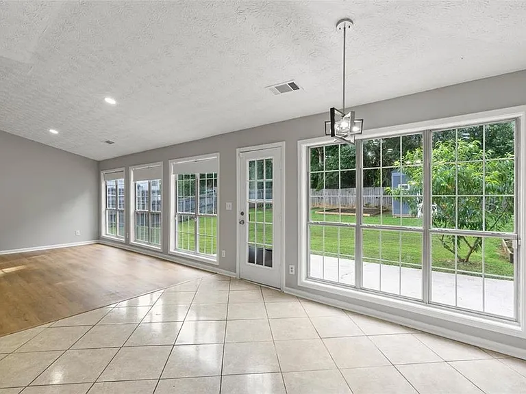 4680 Sterling Oaks Ct — Photo 9