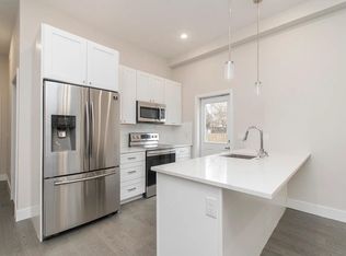 413 W Hewson St #1, Philadelphia, PA 19122
