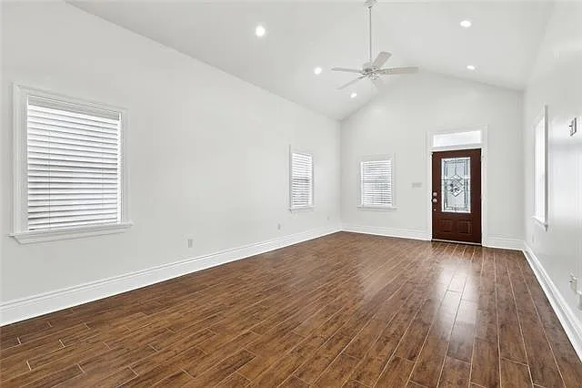 3316 Calhoun St — Photo 27