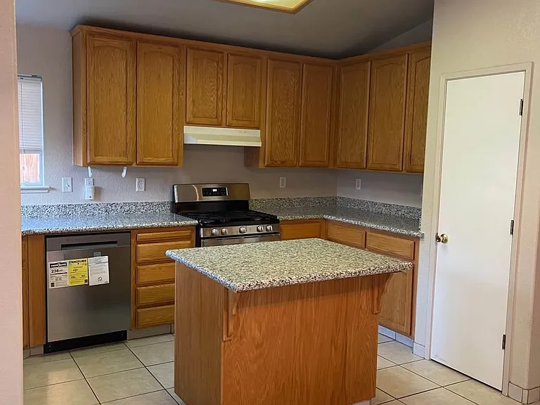 2413 Novi Dr — Photo 3