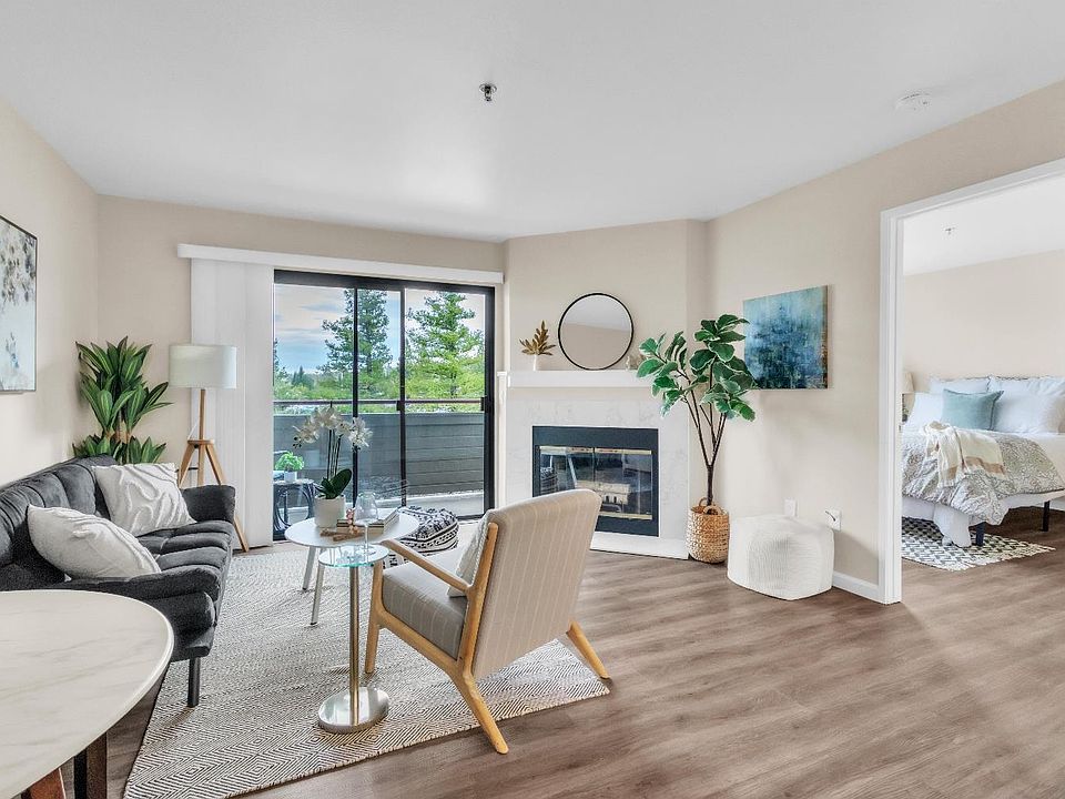 1st image of 202 Mariner Way