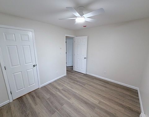 5th image of 575 E Oak St