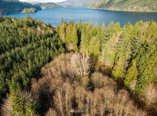 963 Kings View Ln, Sedro Woolley, WA 98284