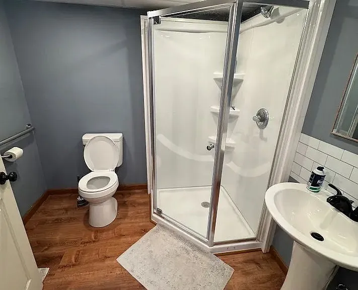 726 Lafayette Rd — Photo 18