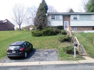 3892 Timothy Ln, Bethlehem, PA 18020