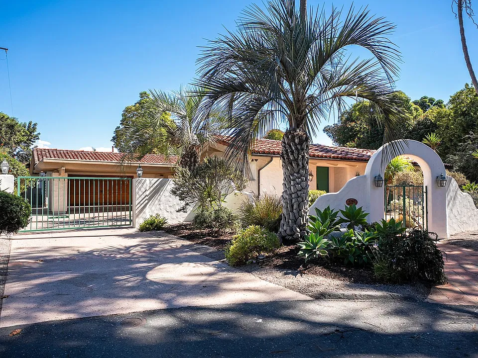 3725 Trudy Ln