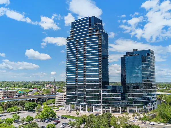 335 Bridge St NW APT 1203, Grand Rapids, MI 49504