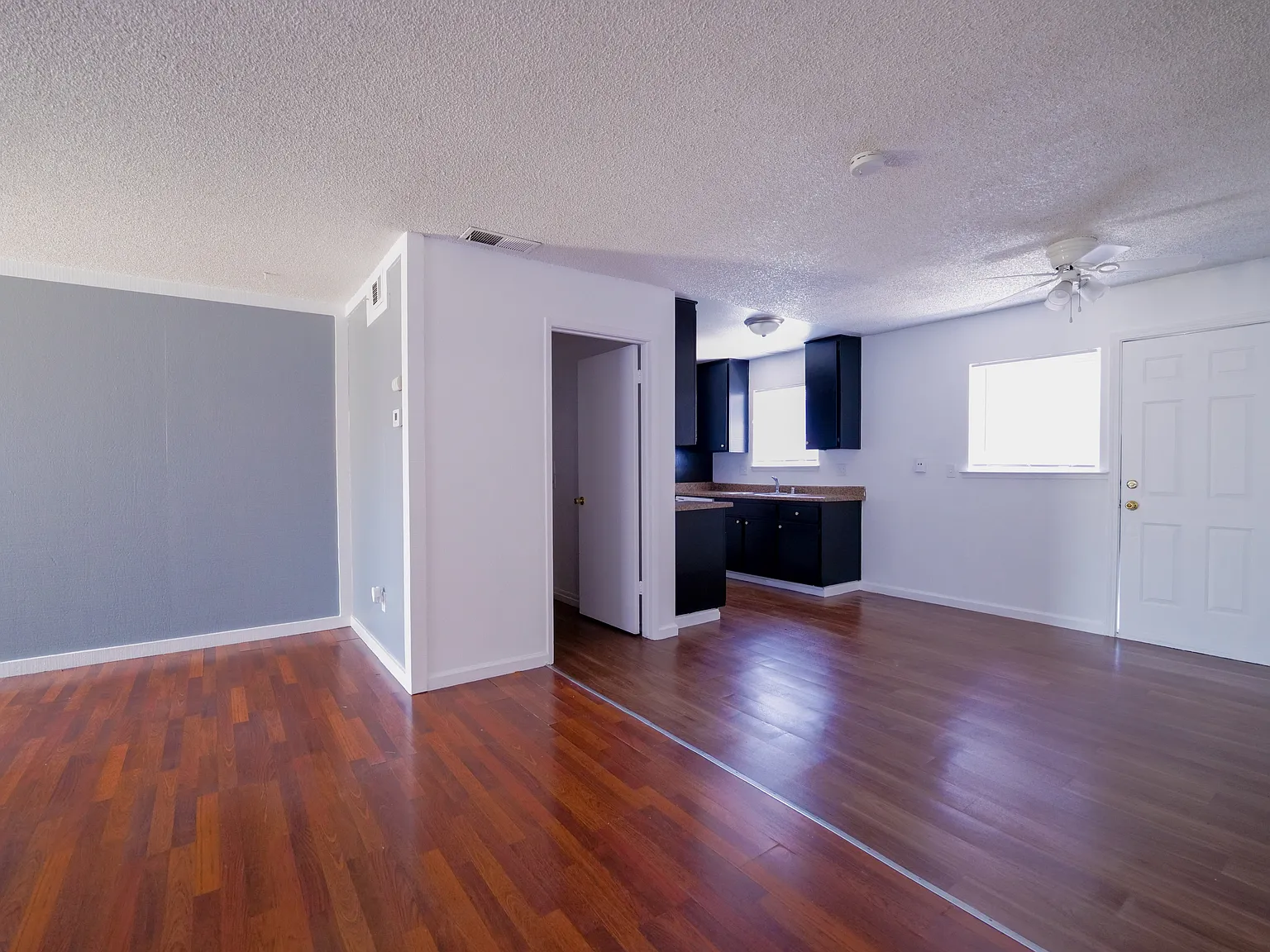3214 Blue Ridge Cir — Photo 3