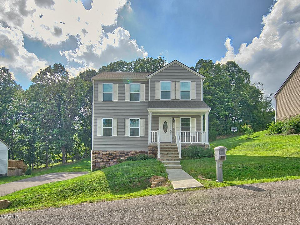 1st image of 325 Robin Hood Dr APT 208-2
