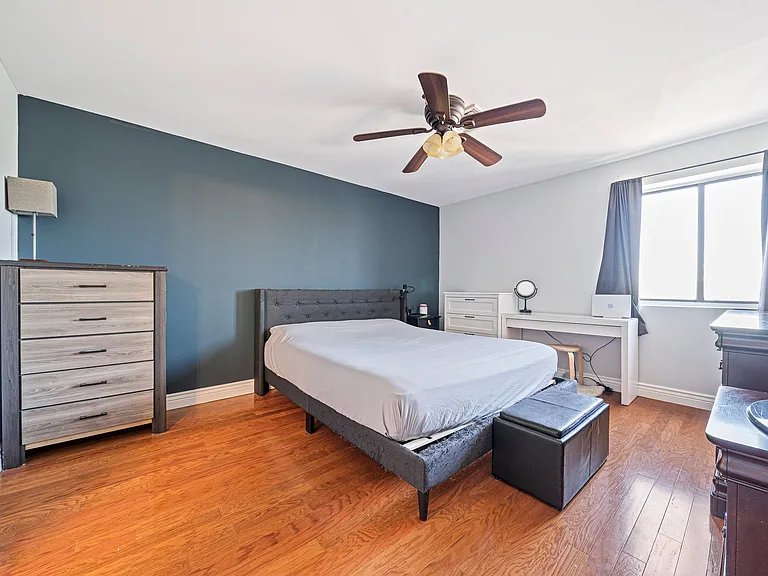 500 Washington St #602 — Photo 11
