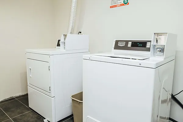 Rented by Nooklyn NYC LLC | media 3