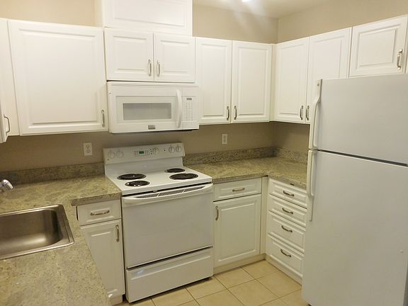 5th image of 2440 Western Ave APT 717