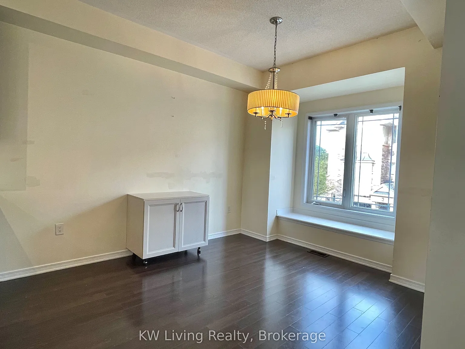3 bed, $3,100 — Photo 4