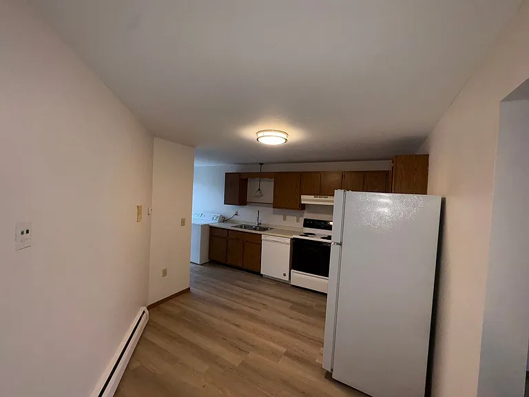 2677 Humboldt Rd — Photo 34