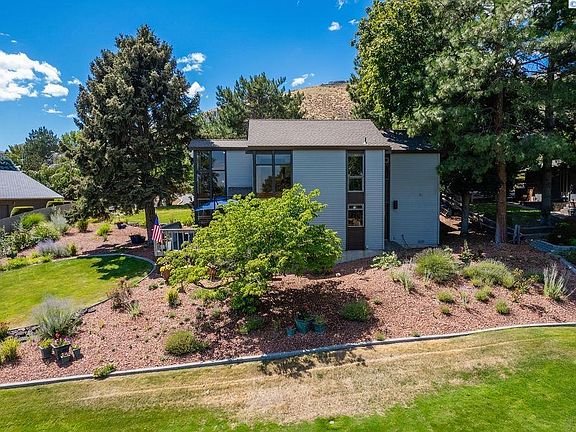 5th image of 206 Hillview Dr