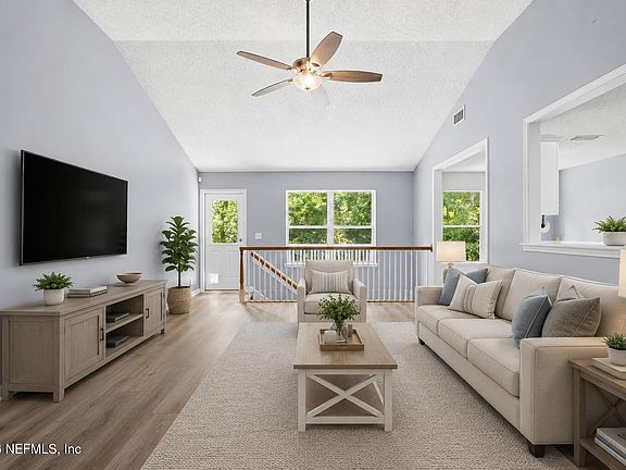 3rd image of 3374 MILLCREST Place