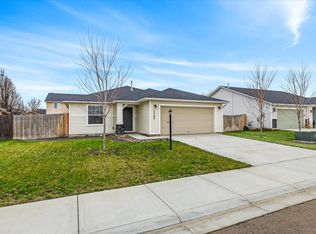 11705 Walden St, Caldwell, ID 83605