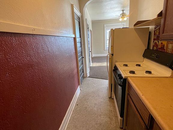 3rd image of 2103 Nebraska St #5