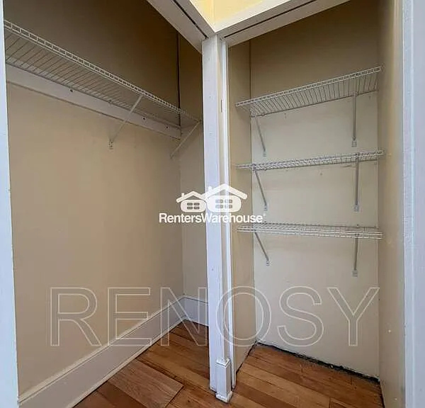 1215 25th St #1 — Photo 6