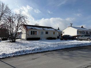 21 Dennis Ave, Plattsburgh, NY 12901