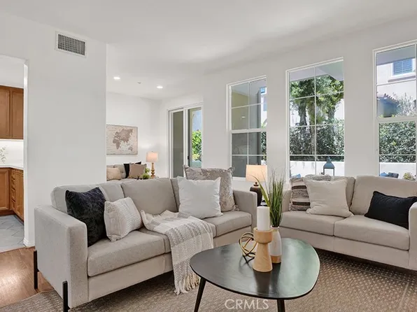 48 Walbert Ln, Mission Viejo, CA 92694