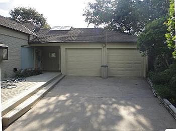 4th image of 310 Briar Hill Dr