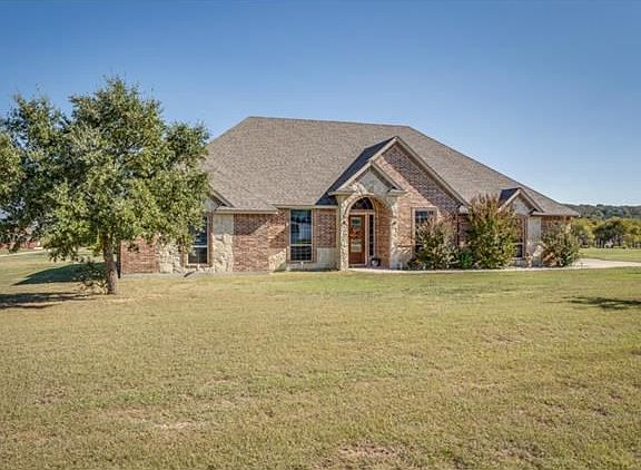 2nd image of 101 Palomino Ct