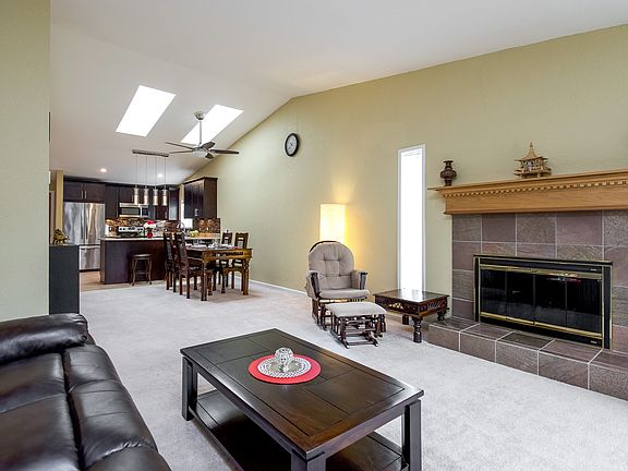 4th image of 629 Kirkland Way APT B7